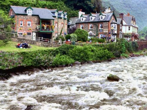 The Captains House Lynmouth Rum bild